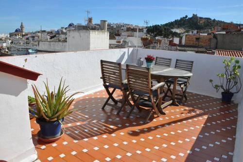 quirky townhouse with a seaview roof terrace