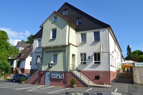 Foto 1: Landhotel Zum Niestetal