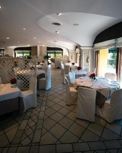 Restaurant, Hotel Ristorante Vecchia Riva in Varese