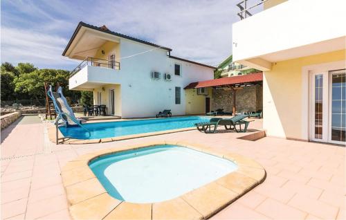  Amazing home in Labin with WiFi and Outdoor swimming pool, Pension in Diminići