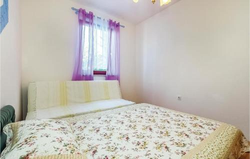 Cozy Apartment In Crikvenica With House Sea View