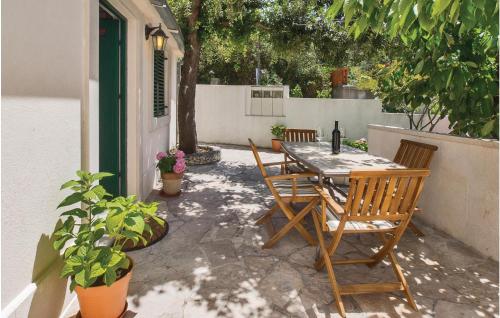  Apartment Bobovisce na moru 22, Pension in Ložišće