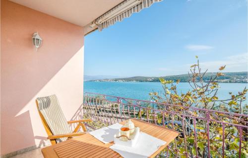 Gorgeous Apartment In Cizici With House Sea View - Čižići