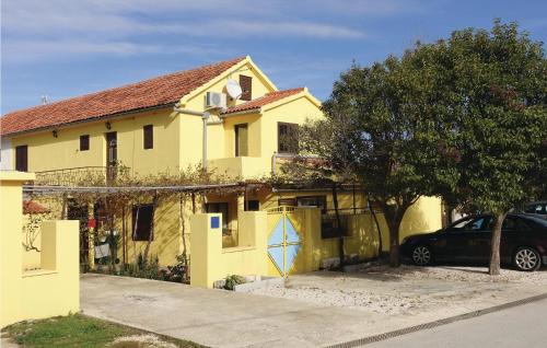  Two-Bedroom Apartment in Zaton in 23232 Zaton