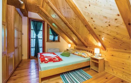 2 Bedroom Stunning Home In Lukovdol