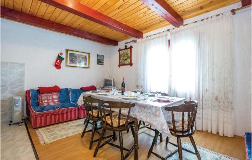 Cozy Apartment In Stolac With House A Panoramic View