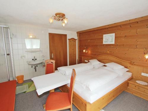 Apartment Gandle - image 3