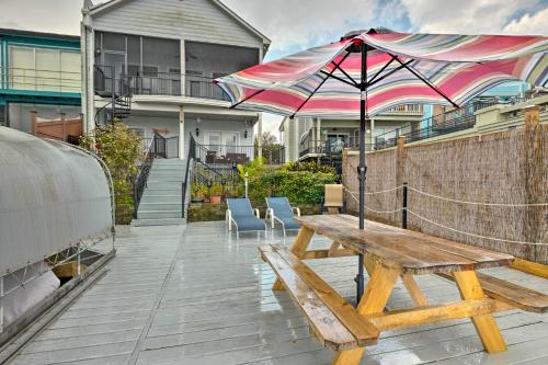 Waterfront Lake Conroe Home with Decks! - image 14