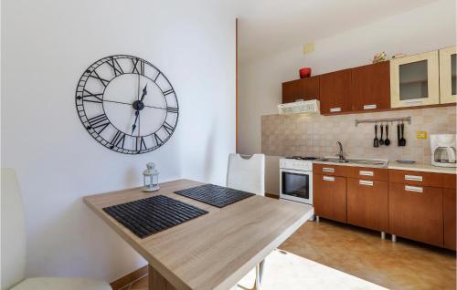  Stunning apartment in Novigrad with 1 Bedrooms and WiFi in Novigrad