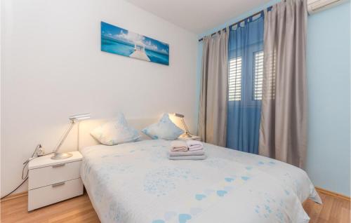  One-Bedroom Apartment in Gornji Karin in Gornji Karin