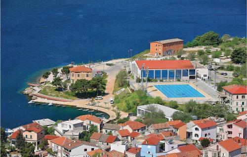 Amazing Apartment In Sibenik With Kitchen