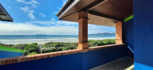 Casa TOP, 3 Suites, Acesso Privativo a Praia do Mariscal
