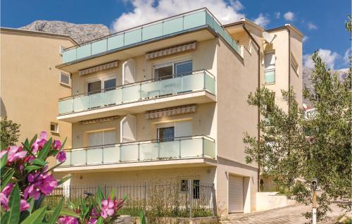  Studio Apartment in Baska Voda, Ferienwohnung in Baška Voda