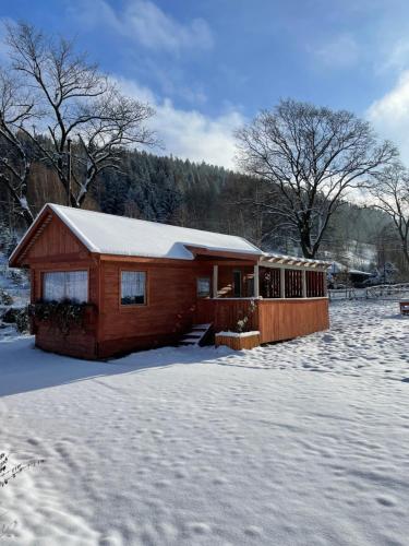 Morawski Domek pod Śnieżnikiem jacuzzi 1 na działce