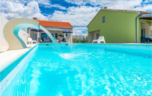 Pet Friendly Home In Benkovac With Private Swimming Pool, Can Be Inside Or Outside