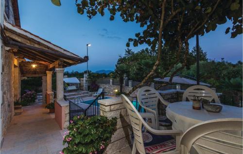 Peldbaseins, Holiday Home Puzari Vi in Jakačići