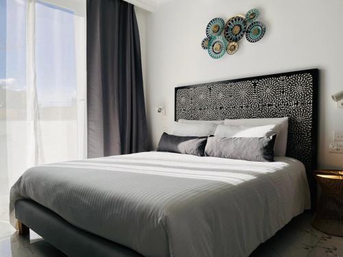 Apartments by Sliema promenade and beach 4