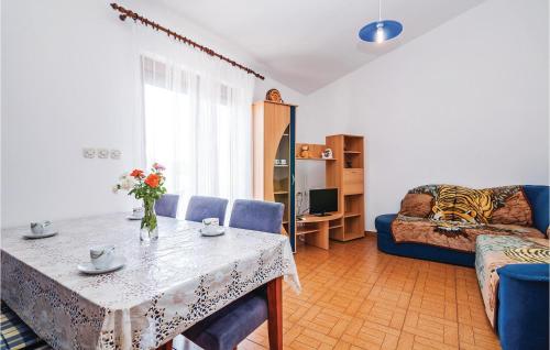  Two-Bedroom Apartment in Krusevo in Kruševo
