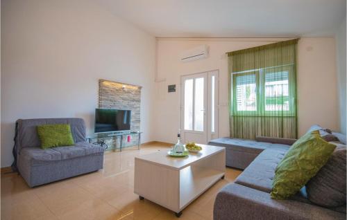  One-Bedroom Apartment in Stari Grad in Stari Grad