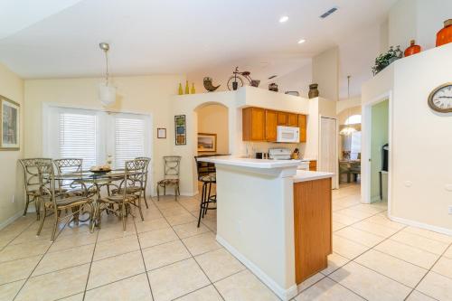 15809HH -Costa Manor (S) - image 12