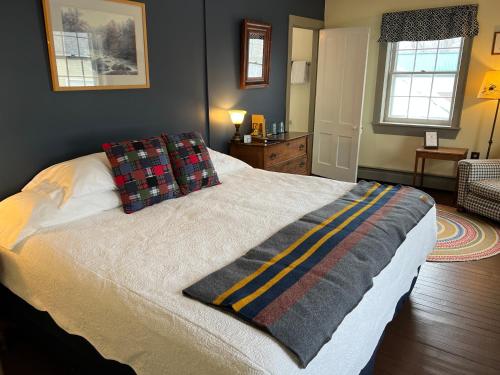 Shoreham Inn Bed & Breakfast