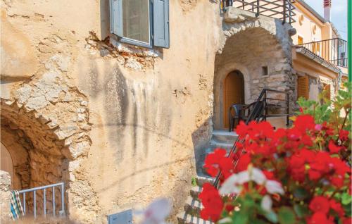  Beautiful apartment in Omisalj with 1 Bedrooms, Unterkunft in Omišalj