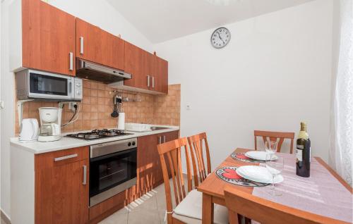  Awesome apartment in Baric Draga with 1 Bedrooms and WiFi in Barić Draga