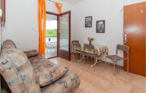  Beautiful apartment in Klenovica with 1 Bedrooms and WiFi in Klenovica
