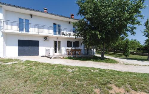  Apartment Frankovici 05 in Tinjan