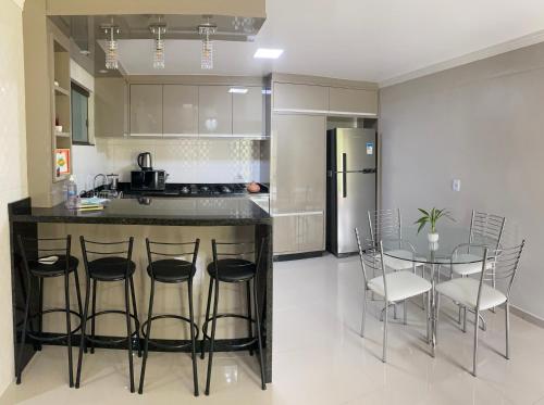 ห้องครัว, Apartamento em Pomerode in ริเบย์เราอาเรยา