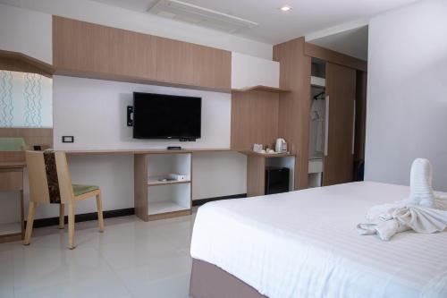 Shared lounge/TV area, 42C The Chic Hotel in Nakhon Sawan