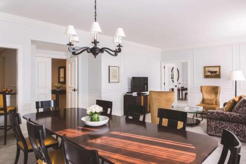 The Charleston Place The Charleston Place