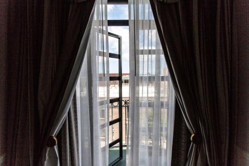 The Charleston Place The Charleston Place