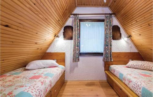 2 Bedroom Cozy Home In Brod Na Kupi