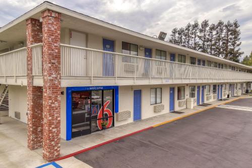 Motel 6-Arcadia, CA - Los Angeles - Pasadena Area