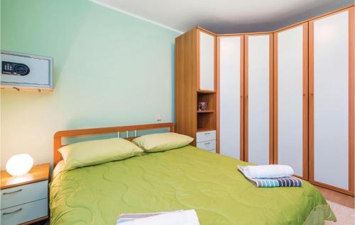 5 Bedroom Nice Home In Drazice