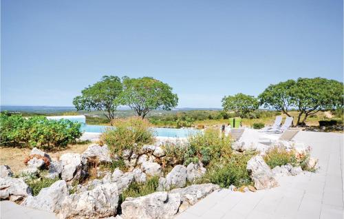 Dārzs, Awesome Home In Poulx in Poulx