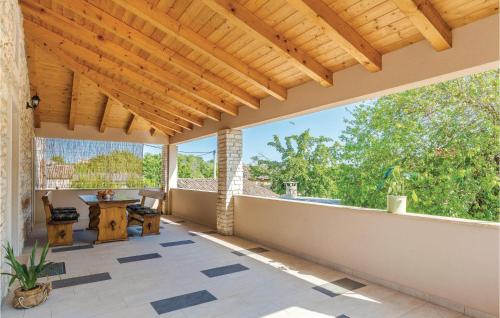  Three-Bedroom Apartment in Svetvincenat in Svetvinčenat