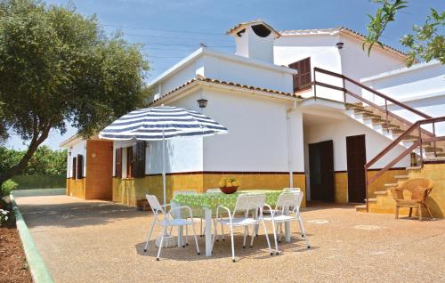 Beautiful Home In Porto Cristo With 3 Bedrooms And Outdoor Swimming Pool