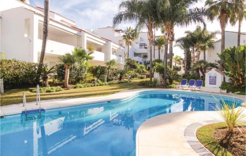 Stunning apartment in Marbella with 3 Bedrooms, WiFi and Outdoor swimming pool - Apartment - Marbella