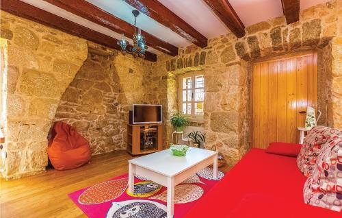 Lovely Home In Garica With Wifi