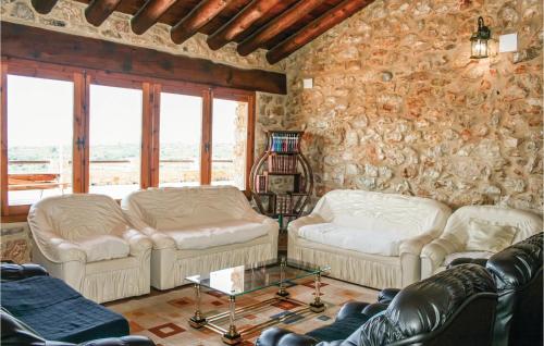6 Bedroom Awesome Home In La Salzadella