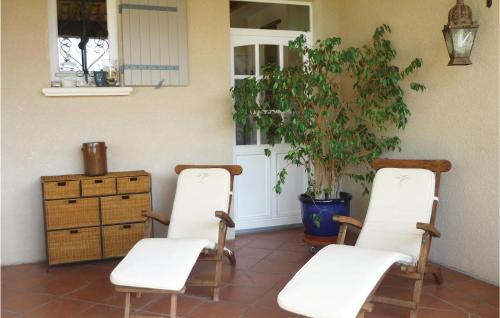 3 Bedroom Awesome Home In Orgnac Laven