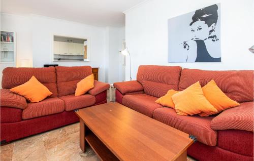  Amazing apartment in Calahonda with 3 Bedrooms, WiFi and Outdoor swimming pool in Sitio de Calahonda