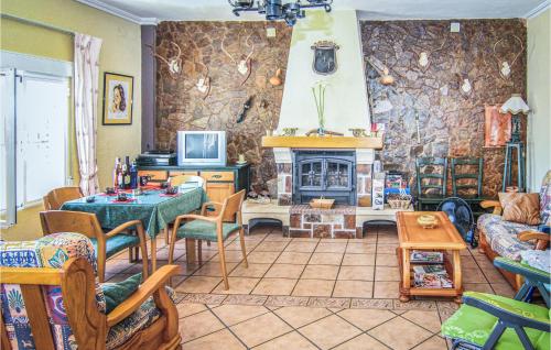 阿尔莫多瓦尔德尔里奥七卧室度假屋