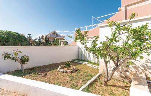 3 Bedroom Nice Home In La Manga