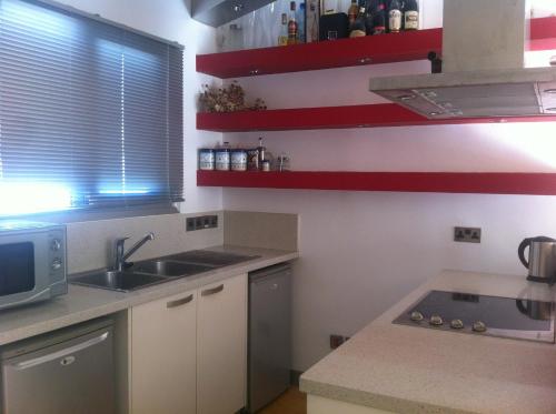 廚房, Sandy Beach Apartment 8 in 皮拉