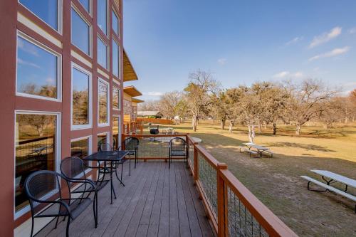 Seven Bluff Cabins in Rio Frio (TX)