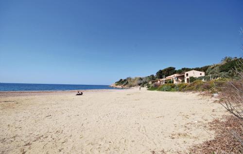 Apartment Six Fours les Plages IJ-1449 - image 2