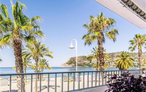 Stunning Apartment In La Herradura-almuecar With Kitchen